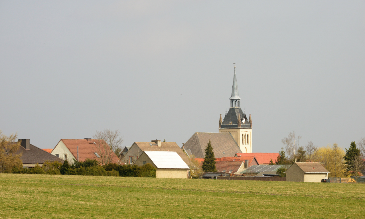 Dorf- und kleine Stadtkirchen